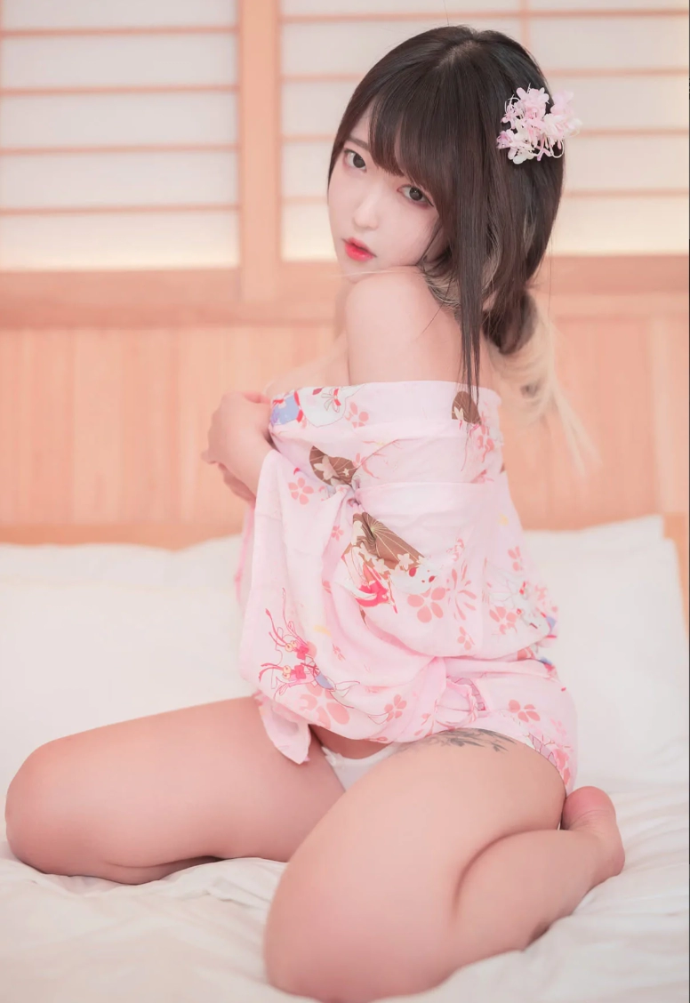 韩国妹子 아람(Aram) 可爱小恶魔 超清晰美图图集[15套][持续更新]-尤坊沐