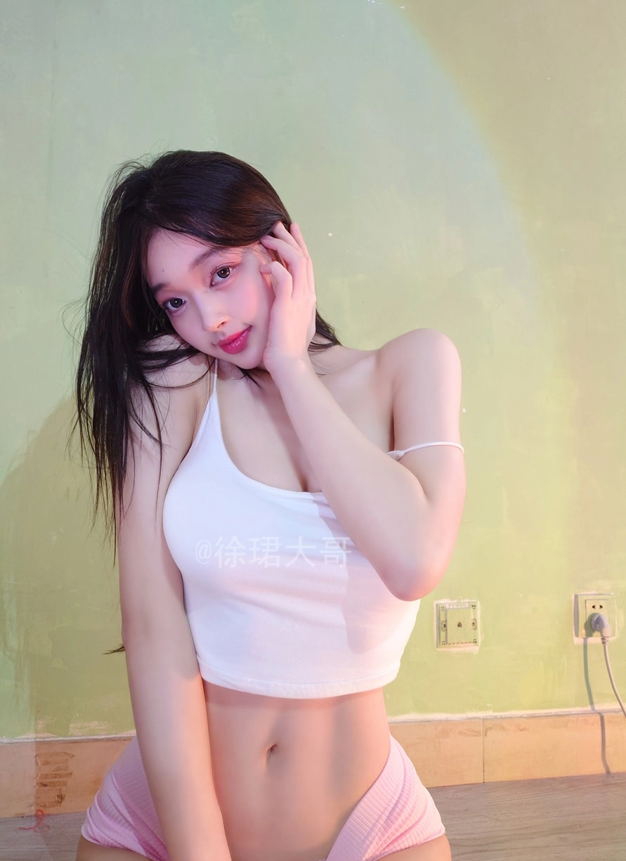 【微-密】徐珺大哥-性感才是必杀技[14P-16M]-尤坊沐