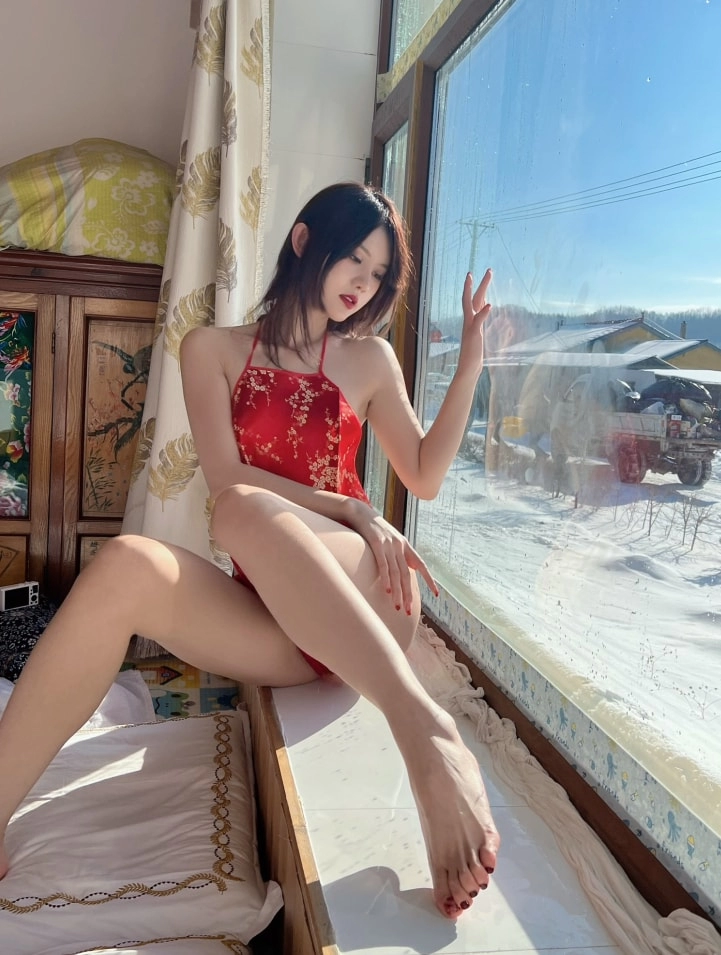 图片[3]-【微密】就是阿朱啊-红肚兜&下班地铁&乘务员&缆车[59P3V-65MB]-尤坊沐