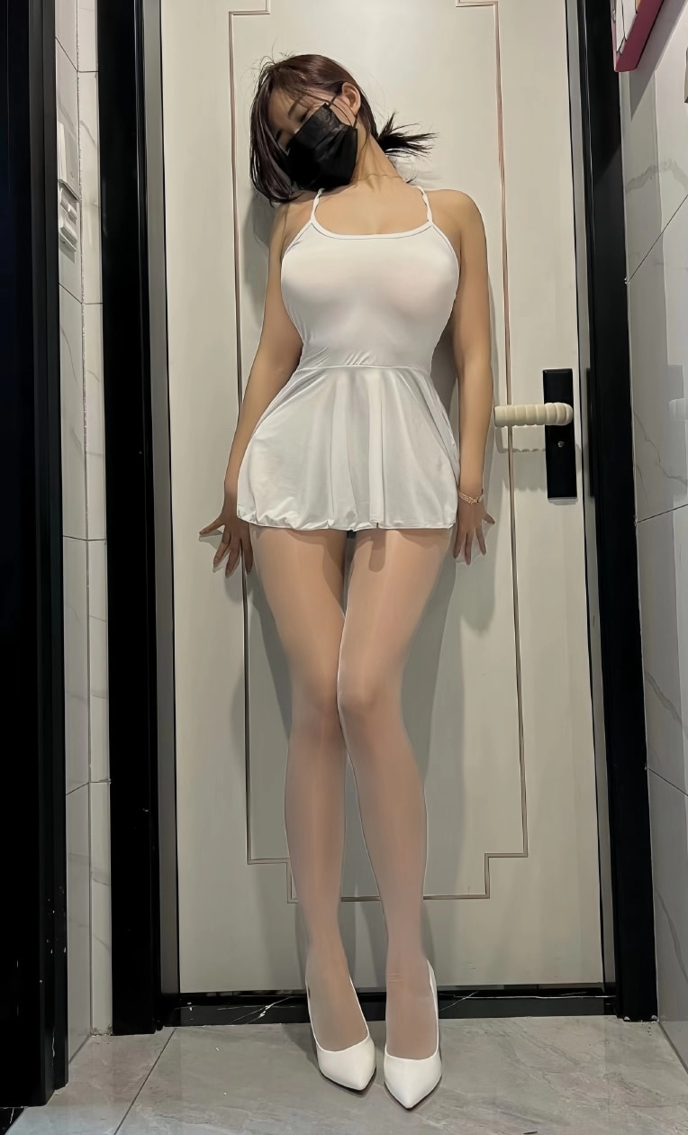 图片[2]-【微密】小酒伏特加-开档油丝[23P-68MB]-尤坊沐