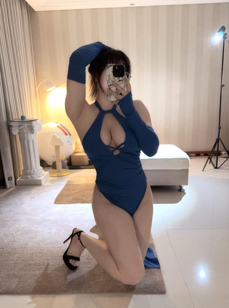 图片[2]-皮皮奶可可爱了啦 NO.058 蓝色旗袍 [17P1V-58MB]-尤坊沐