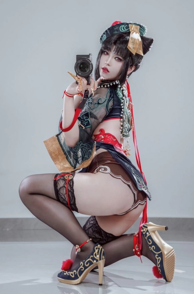 半半子 NO.92 玉玲珑僵尸娘 [24P2V-187MB]-尤坊沐