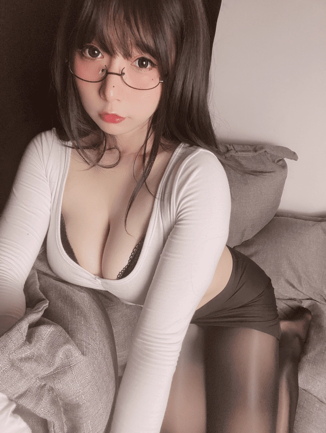 次屁啦 – 性感写真作品合集【持续更新中】-尤坊沐